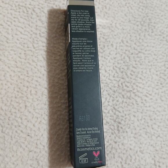 IT Bye Bye Lid Lines Shadow Primer w/hydro collagen translucent universal .19 oz - Picture 6 of 7